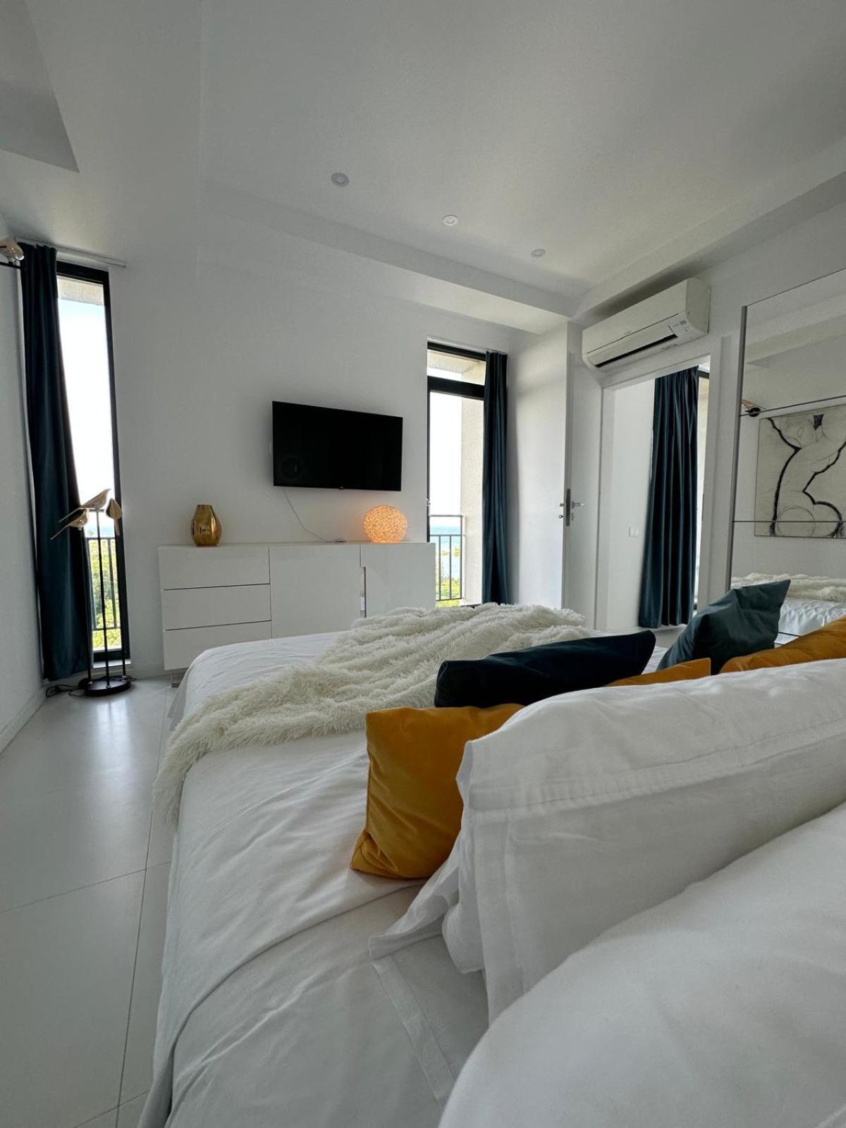 Donna Alba Seaview Penthouse, Casa Ta De Pe Plaja Appartement Neptun Buitenkant foto