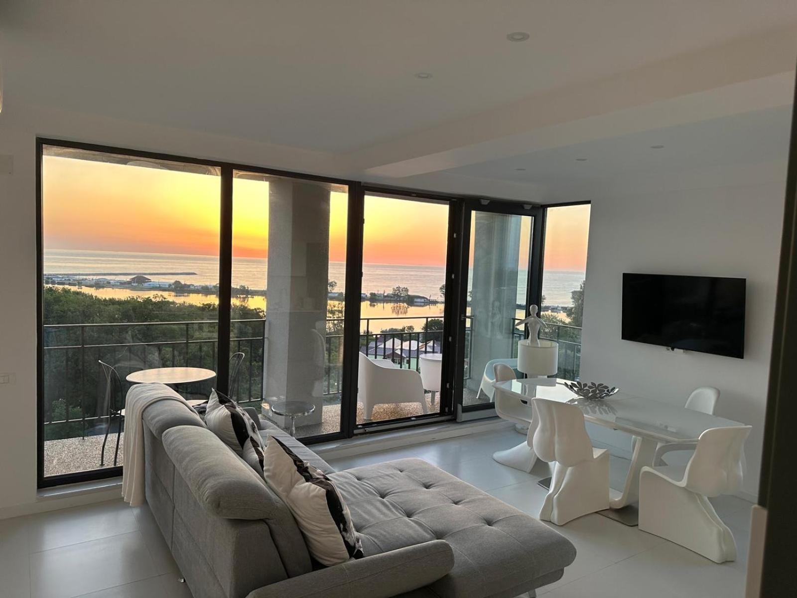 Donna Alba Seaview Penthouse, Casa Ta De Pe Plaja Appartement Neptun Buitenkant foto