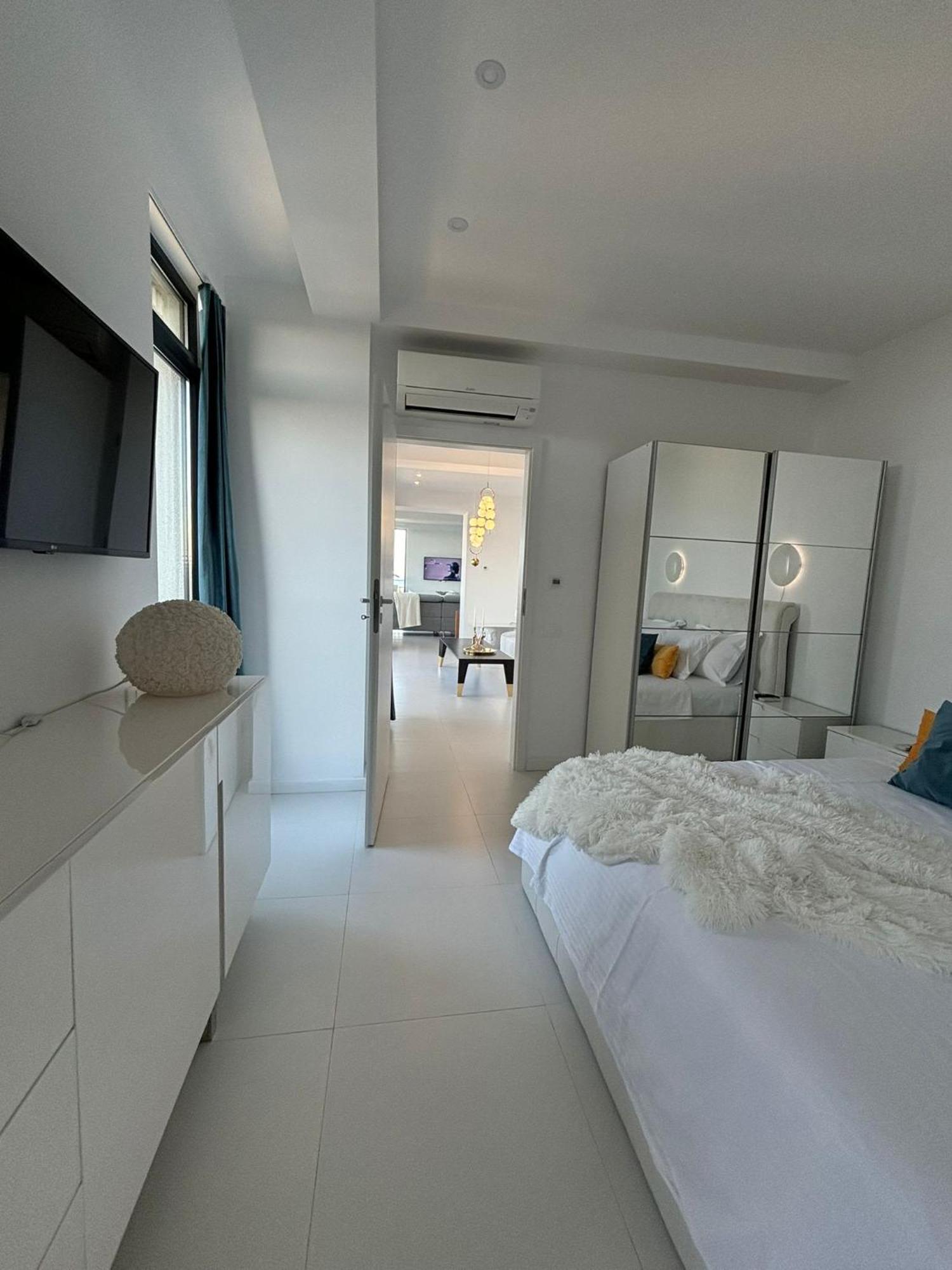 Donna Alba Seaview Penthouse, Casa Ta De Pe Plaja Appartement Neptun Buitenkant foto