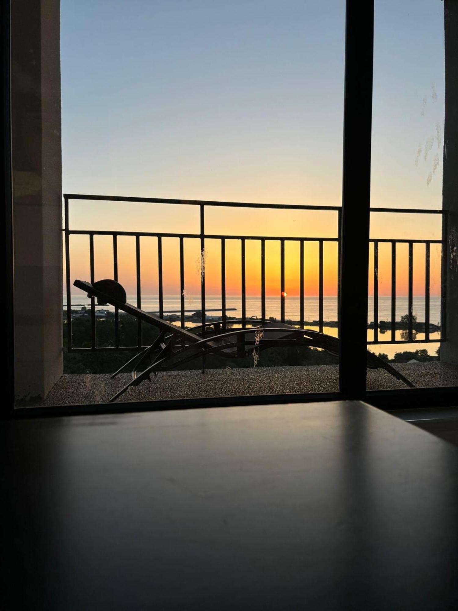 Donna Alba Seaview Penthouse, Casa Ta De Pe Plaja Appartement Neptun Buitenkant foto