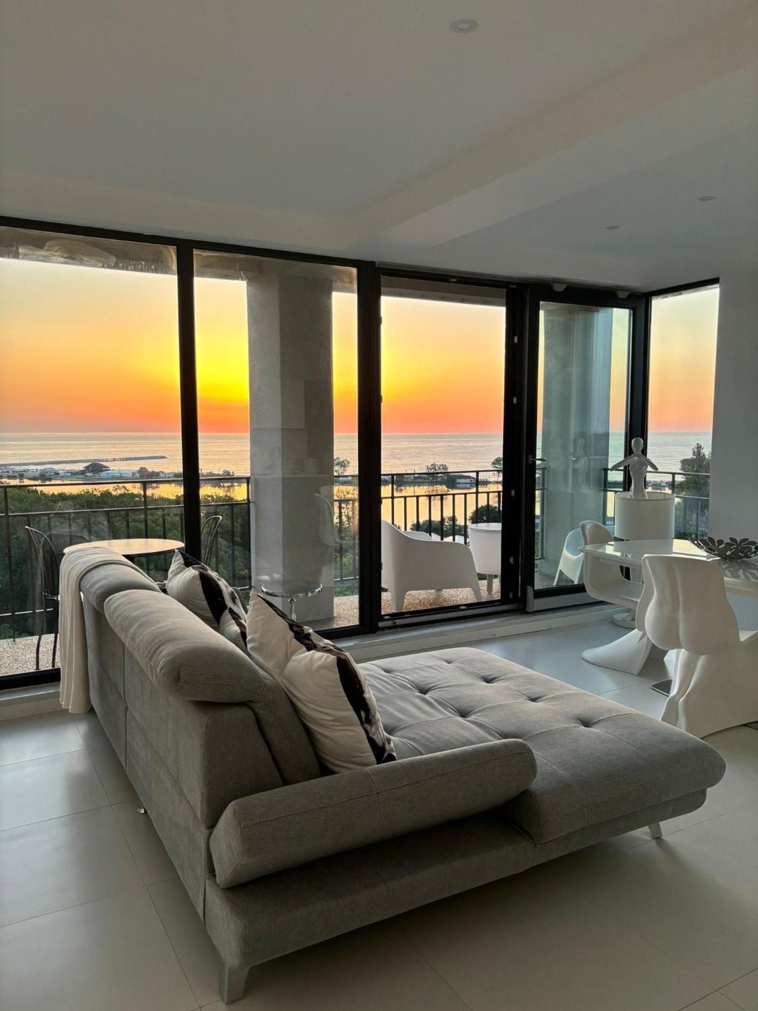 Donna Alba Seaview Penthouse, Casa Ta De Pe Plaja Appartement Neptun Buitenkant foto